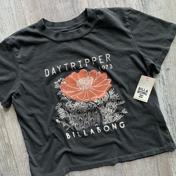 Billabong Tops - 🔥🔥BILLABONG - DAY TRIPPER BOX TEE🔥🔥